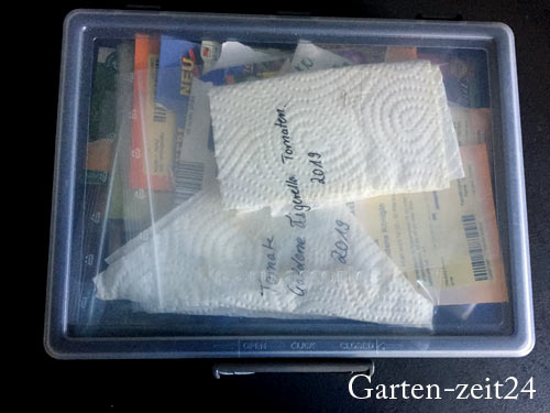 Tomatensamen Lagerung in einer verschließbaren Box	